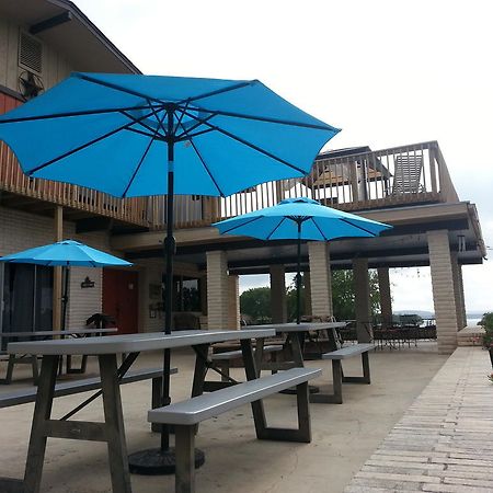 Lodge At Turkey Cove Canyon Lake Exteriör bild