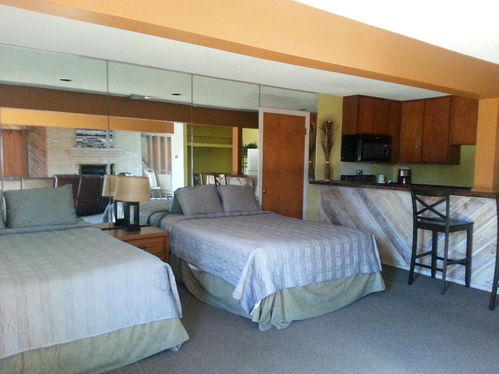 Lodge At Turkey Cove Canyon Lake Rum bild
